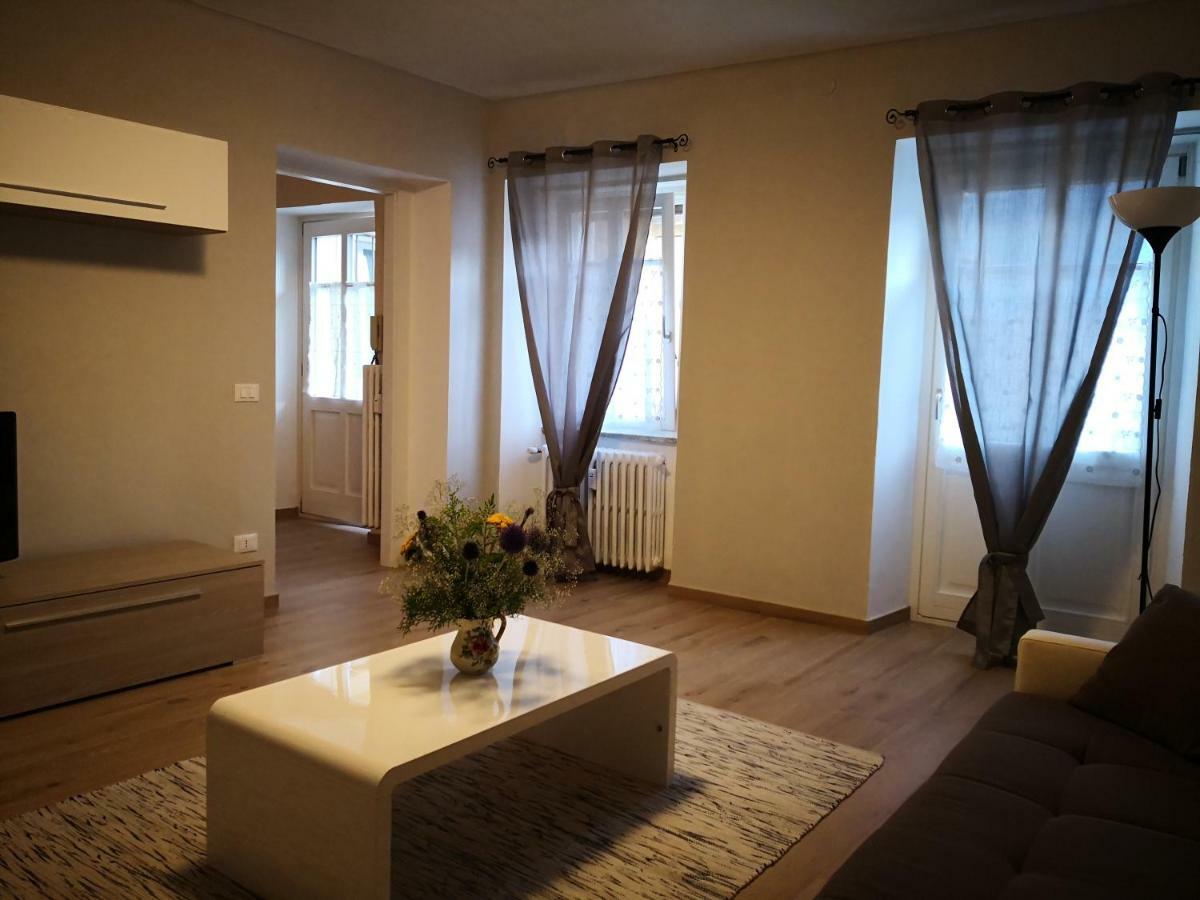 Domus Praetoria Appartement Aosta Buitenkant foto